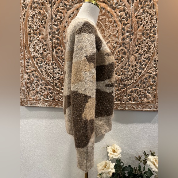 Anthropologie Moth Super Soft Neutral Camo Crewneck Knit Sweater - Picture 6 of 12